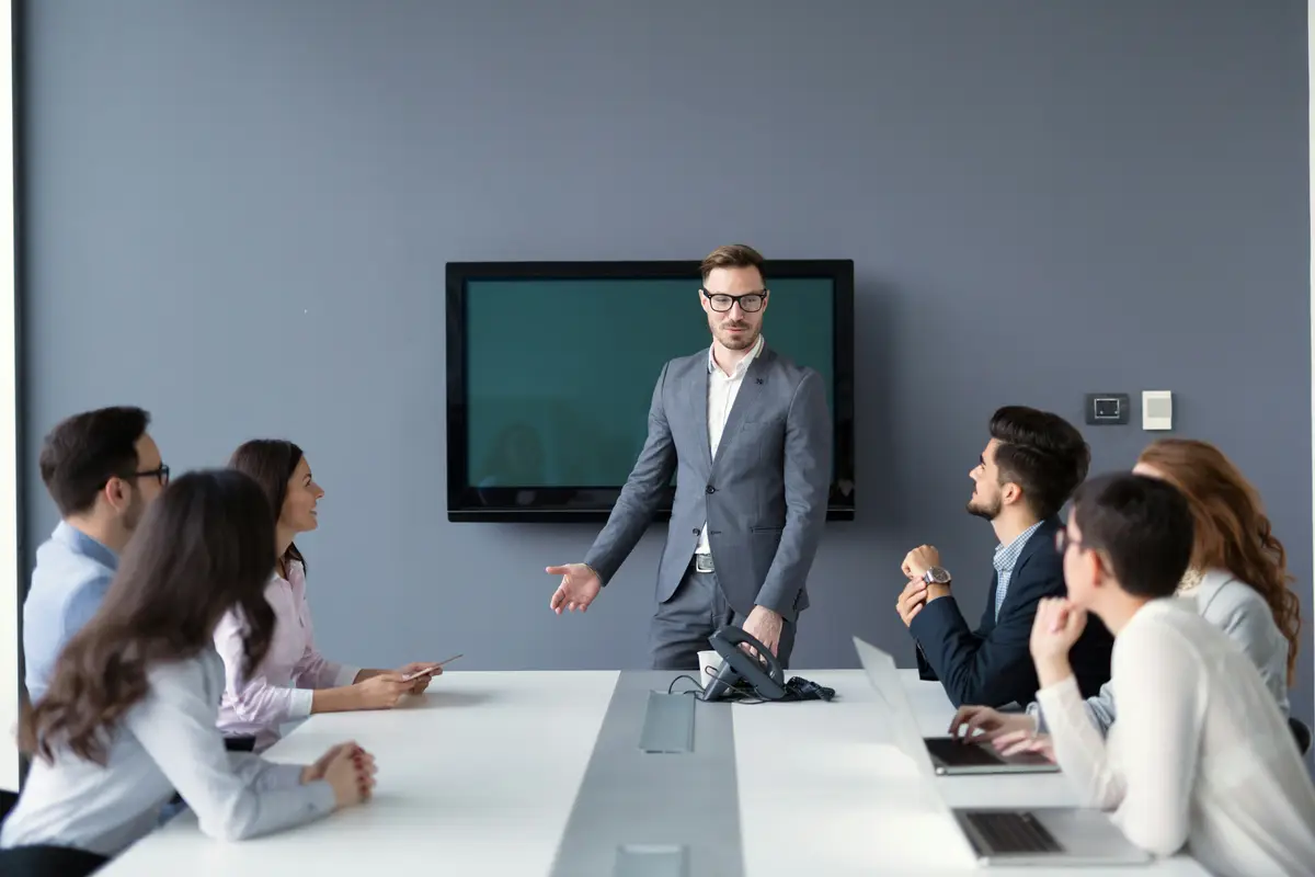 Redukcja kosztów marketingowych o 22% w sieci handlowej